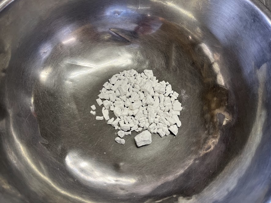 水無月用の葛粉をボールに入れた状態