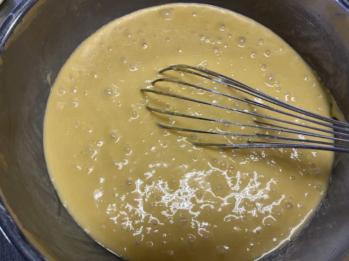 小麦粉が混ぜ合わさった生地