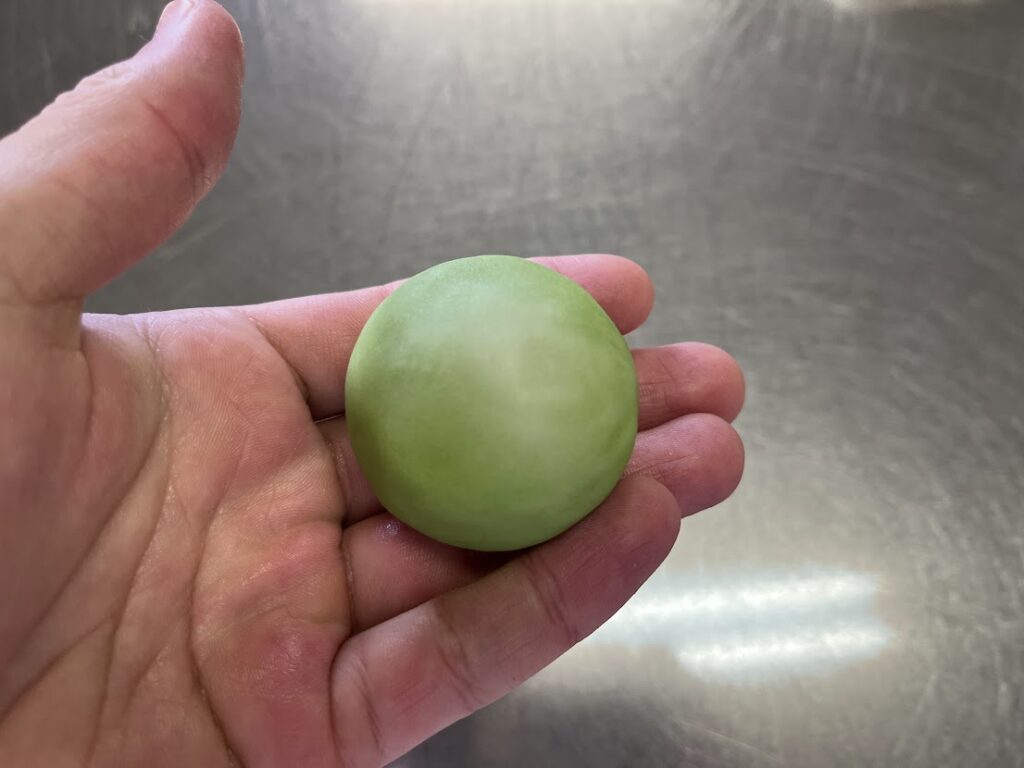 上生松の包餡後