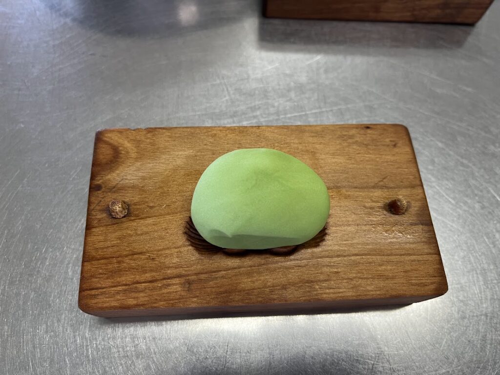 木型に松をセット