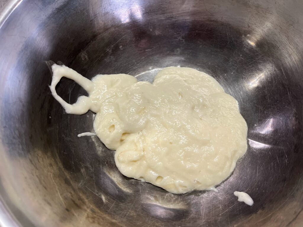 すりおろされた丸芋