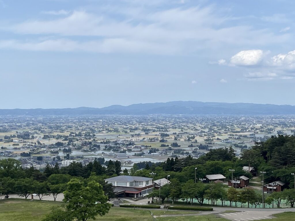 閑乗寺公園から見た散居村