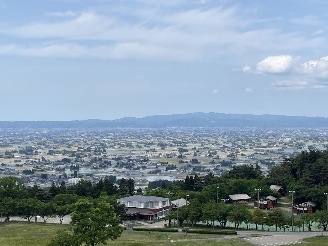 閑乗寺公園から見た散居村