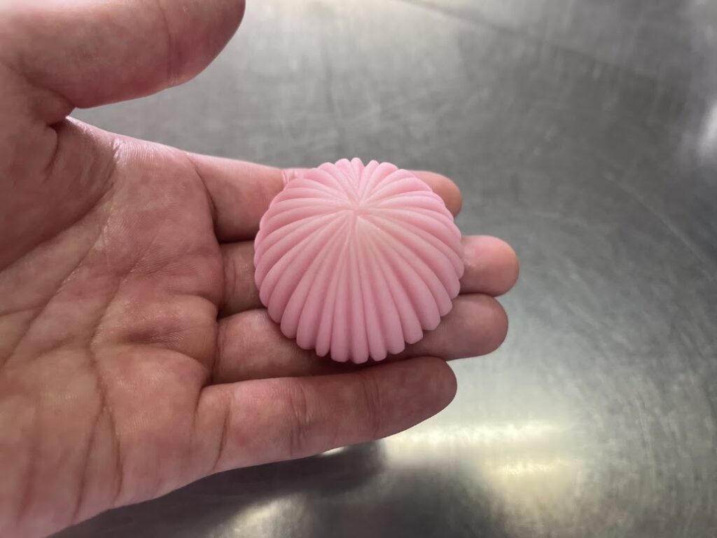 糸菊の細かい線を入れる